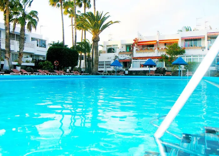Apartment Chaparral Complex